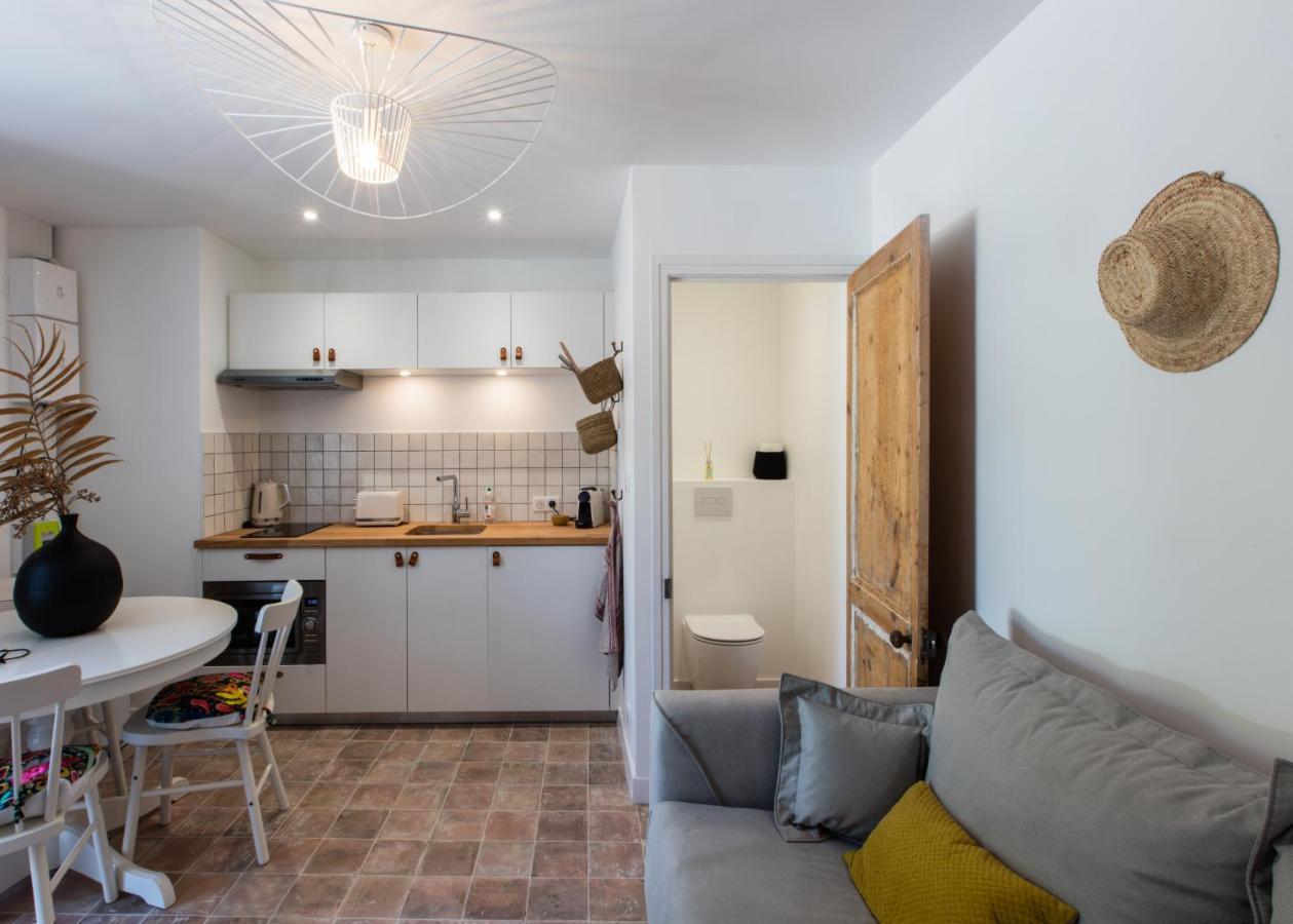 Les Apparts De Charly-Superbe Duplex Dans Un Hotel Particulier, Parking Prive Gratuit Ла Рошел Екстериор снимка
