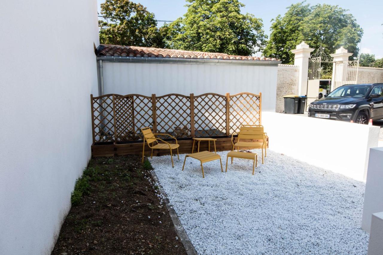 Les Apparts De Charly-Superbe Duplex Dans Un Hotel Particulier, Parking Prive Gratuit Ла Рошел Екстериор снимка